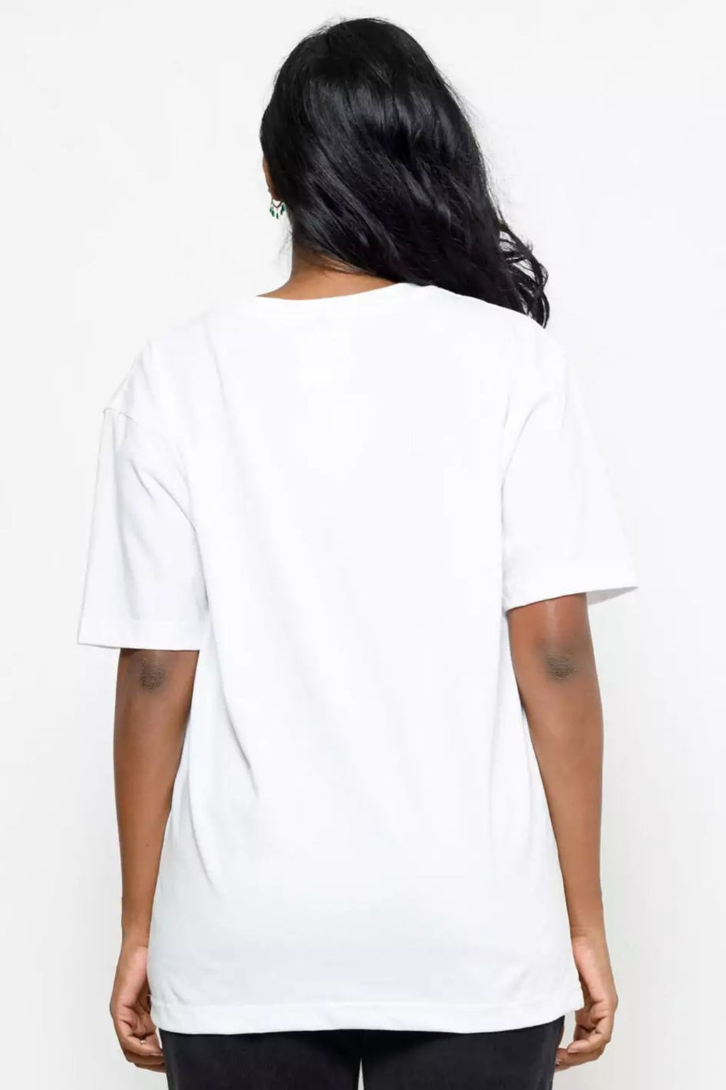 PLAIN WHITE OVERSIZED TEES